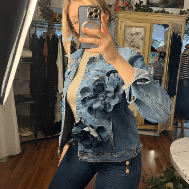 Denim flower